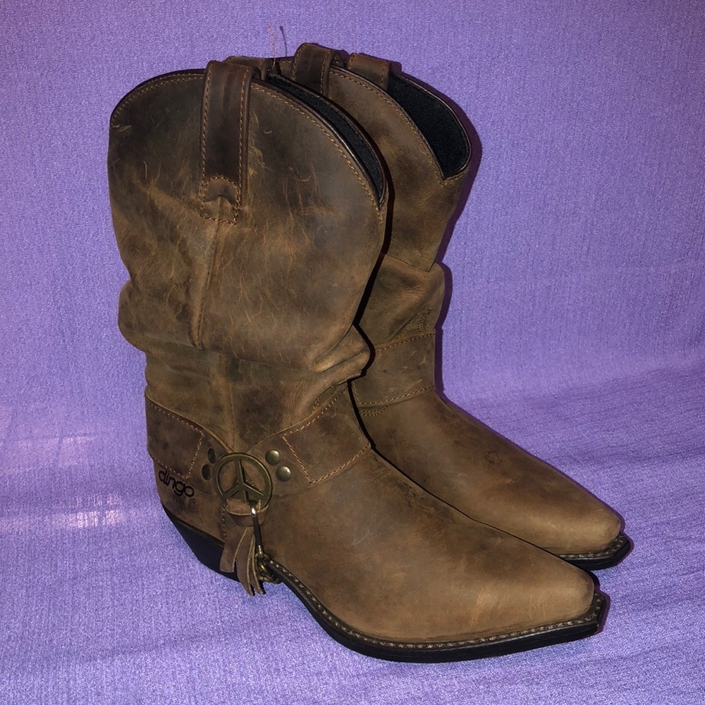 NWOT Women’s Dingo Slouch Boots With Peace Harness Size 6M DI7551